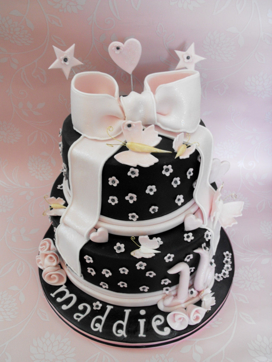 16Th Birthday Party Ideas For Girl
 Girls 16Th Birthday Cake CakeCentral