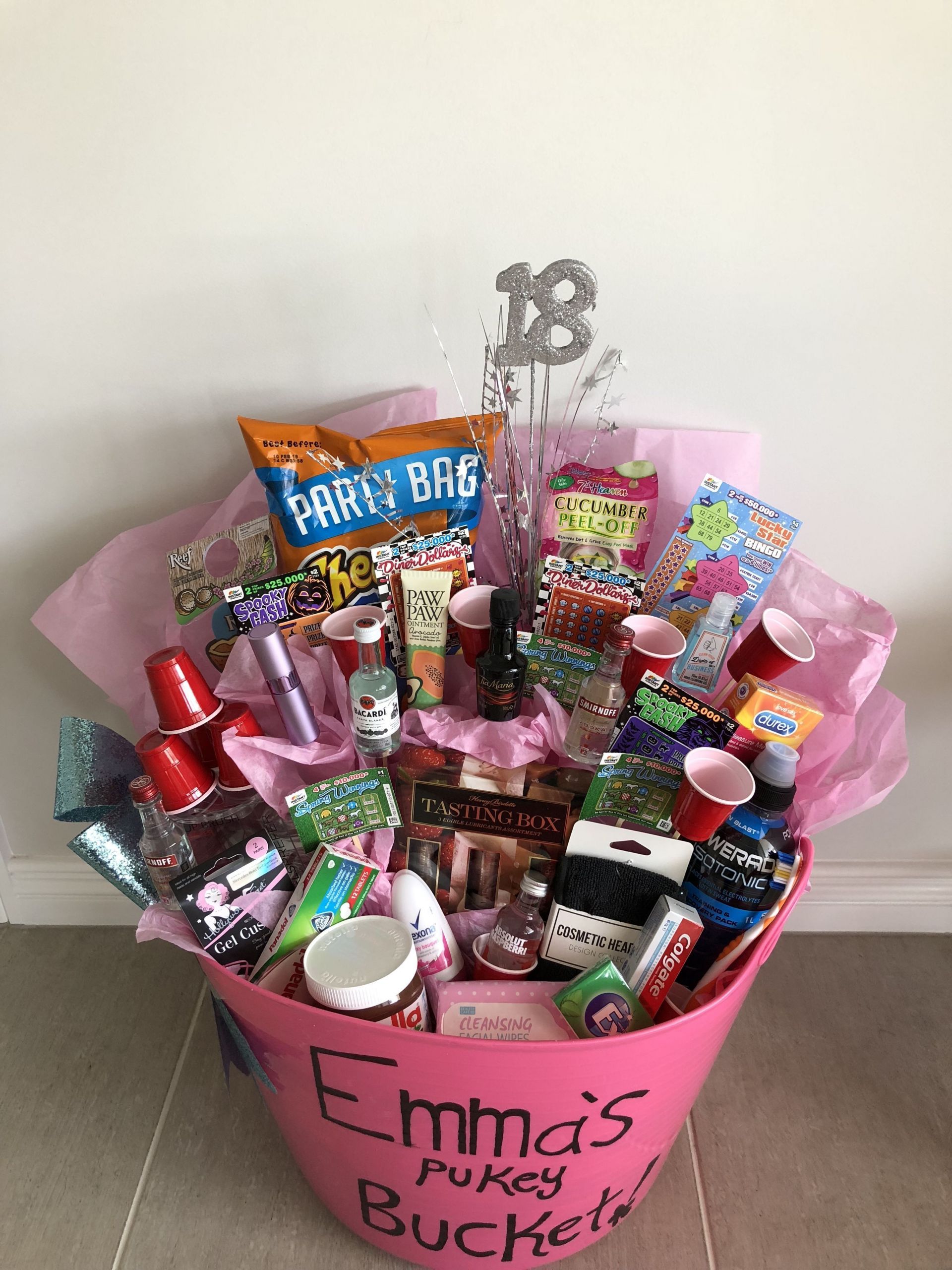 18Th Birthday Gift Ideas For Sister
 Birthday hamper 21stbirthdaydecorations Birthday hamper