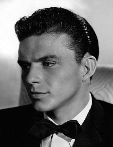 1930 Mens Hairstyle
 Classic Hairstyles for Men in the 1930s to 1960s Slicked