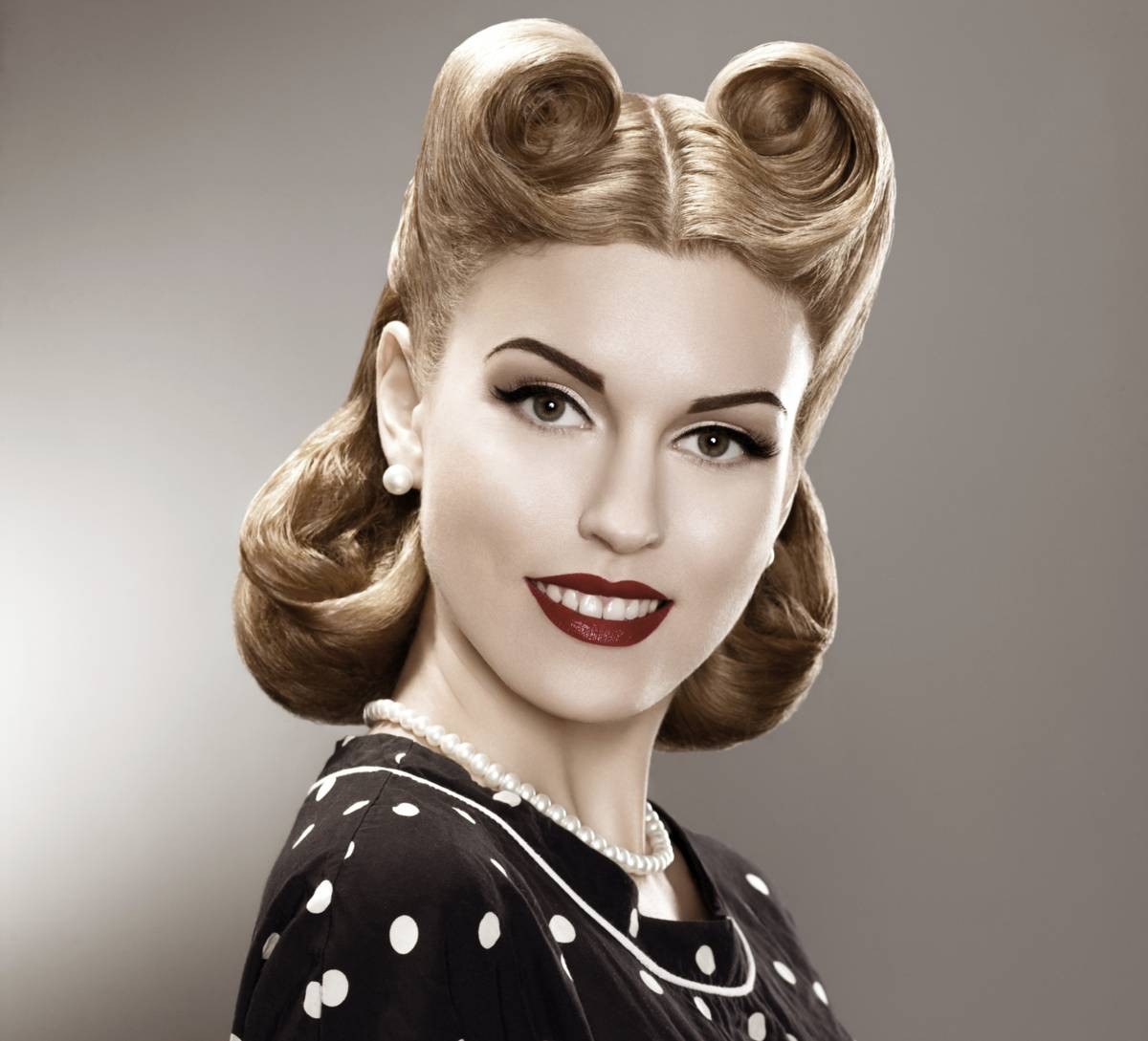 Top 25 1950s Female Hairstyles Home Family Style And Art Ideas