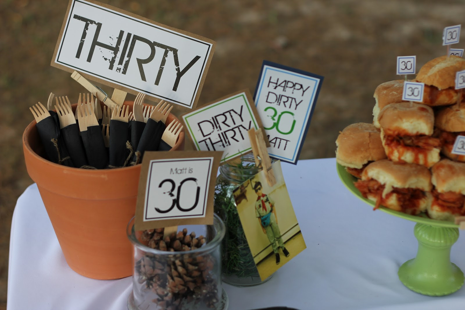 30 Birthday Decorations
 7 Clever Themes for a Smashing 30th Birthday Party