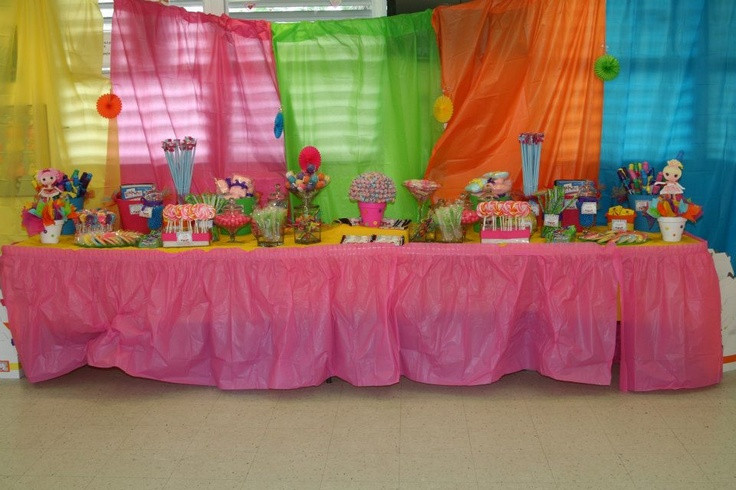 7 Year Old Birthday Party
 7 year old girl s birthday party favor candy station