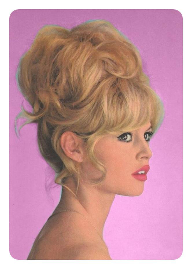 70S Updo Hairstyles
 125 Nostalgic Chic 70s Hairstyles That You Should Copy
