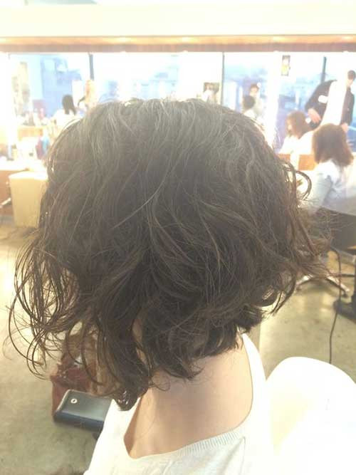 A Line Haircuts Curly Hair
 Graduated Bob Hairstyles Are The Latest Trend crazyforus