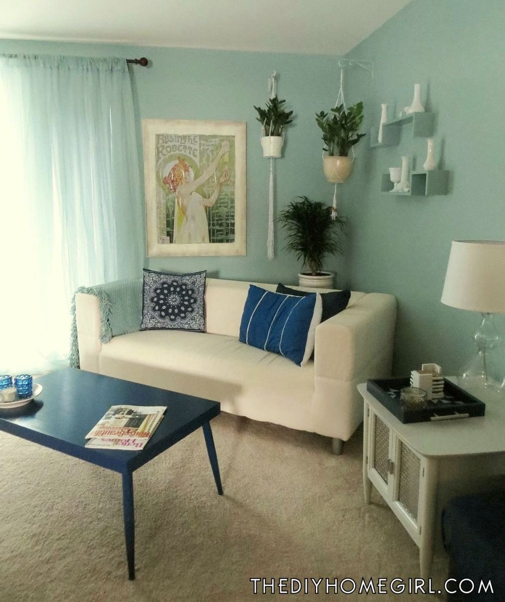 Accent Walls For Living Room
 How to Make Over a Room with an Accent Wall… Plus My