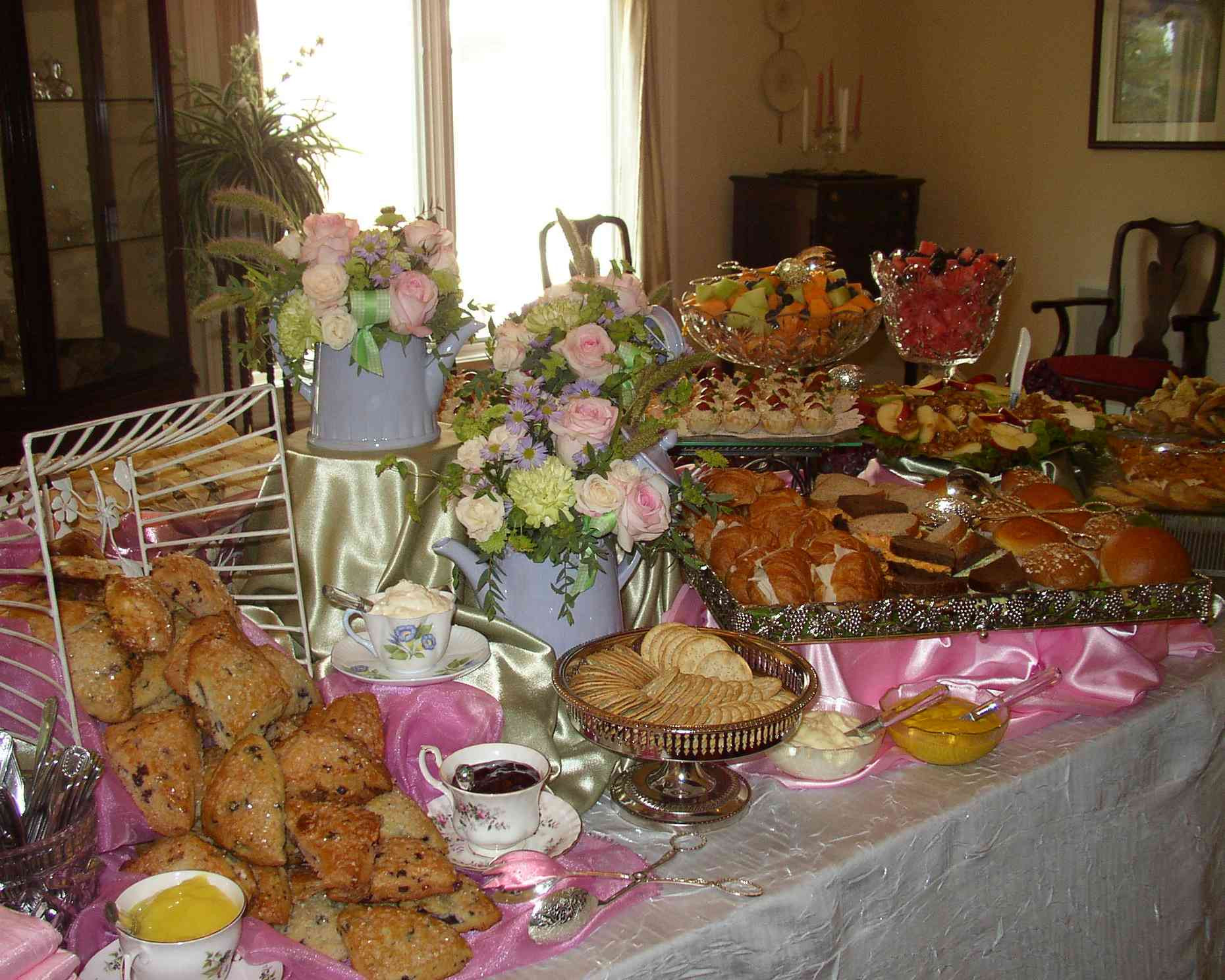Adult Tea Party Ideas
 How to Prepare a Tea Party for a Crowd TEA PARTY GIRL