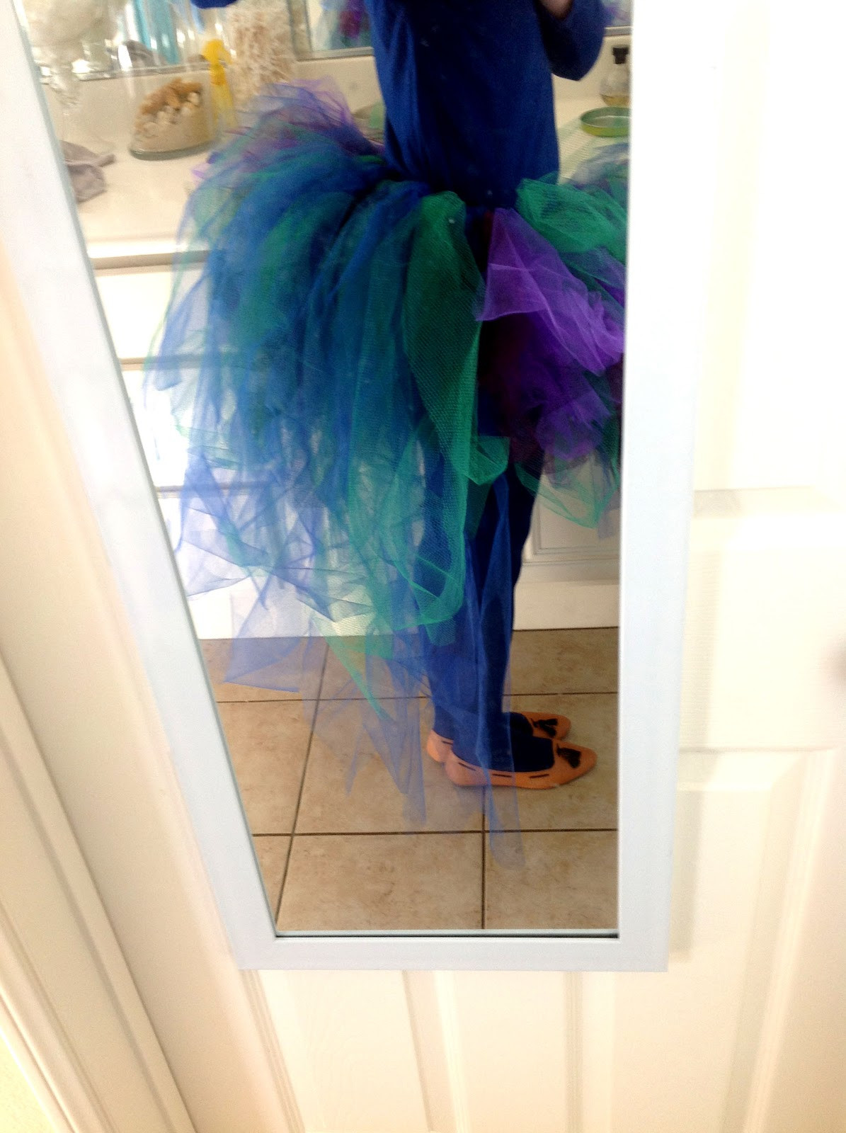 Adult Tutu DIY
 how i keep sane Witch Costume Adult Tutu Tutorial