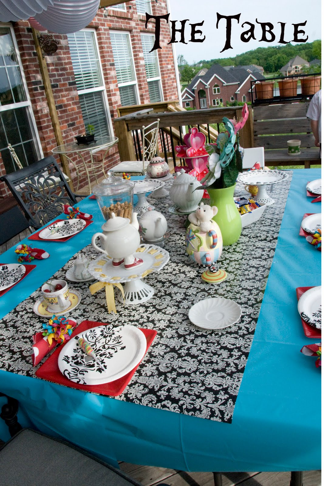 Alice In Wonderland Birthday Party Decorations
 Alice in Wonderland Party Ideas