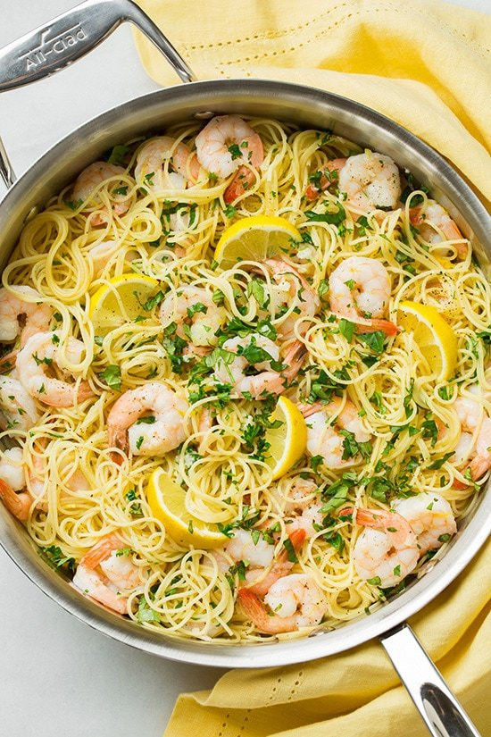 Angel Hair Pasta With Shrimp And Alfredo Sauce
 19 Healthy Dinner Ideas That Anyone Can Cook With Minimal