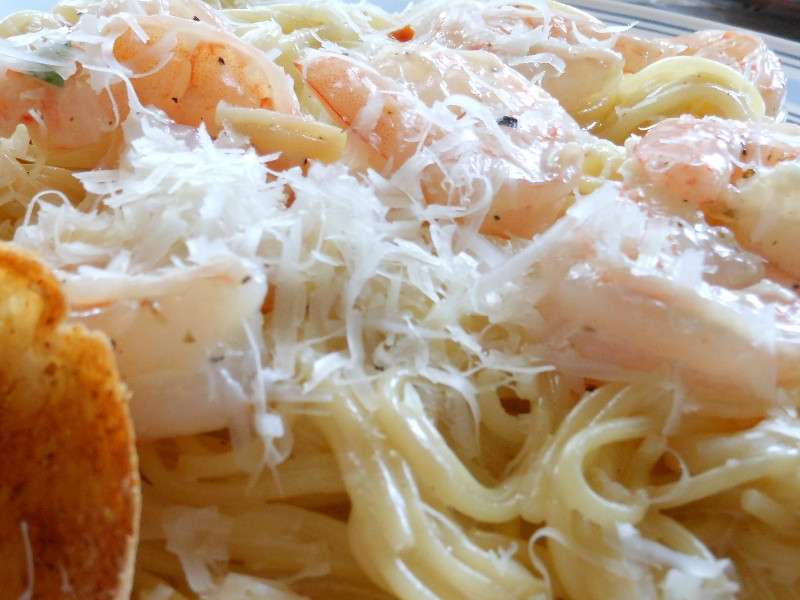 Angel Hair Pasta With Shrimp And Alfredo Sauce
 301 Moved Permanently