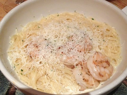 Angel Hair Pasta With Shrimp And Alfredo Sauce
 Shrimp Alfredo with angel hair pasta Absolute delish