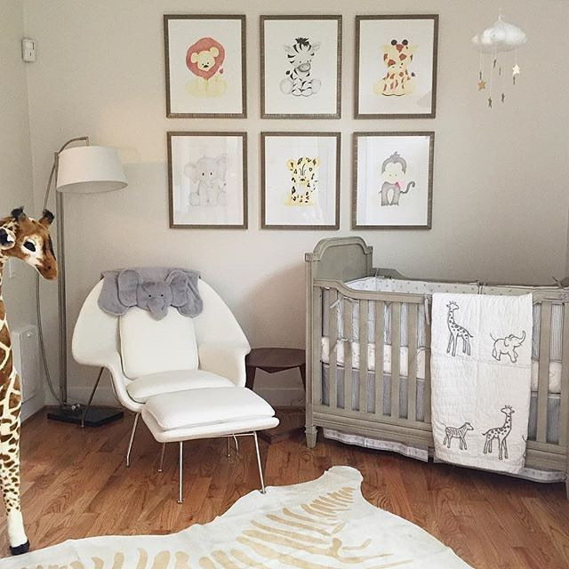 Animal Baby Room Decor
 Another stuffed giraffe but again I like the animal