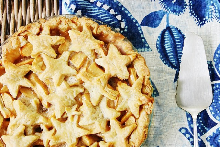 Apple Pie Fourth Of July
 Fourth of July Apple Pie Thistlewood Farm