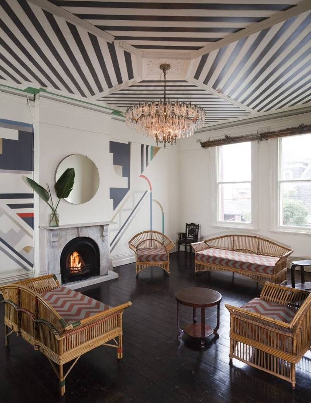 Art Decor Living Room
 Contemporary Art Deco Living Room Featuring Cool Ceiling