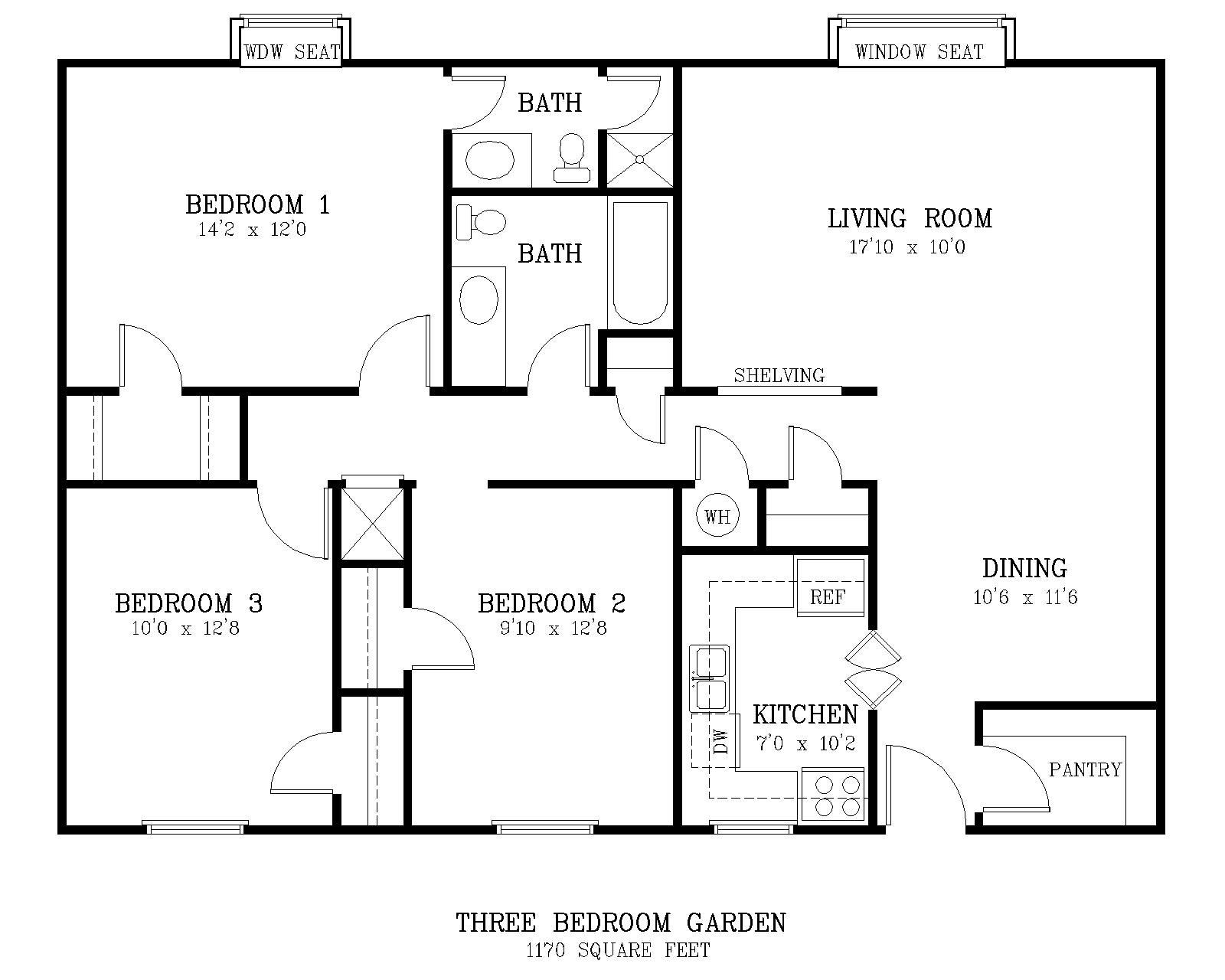 Average Sized Master Bedroom
 standard living room size courtyard 3 br floor plan
