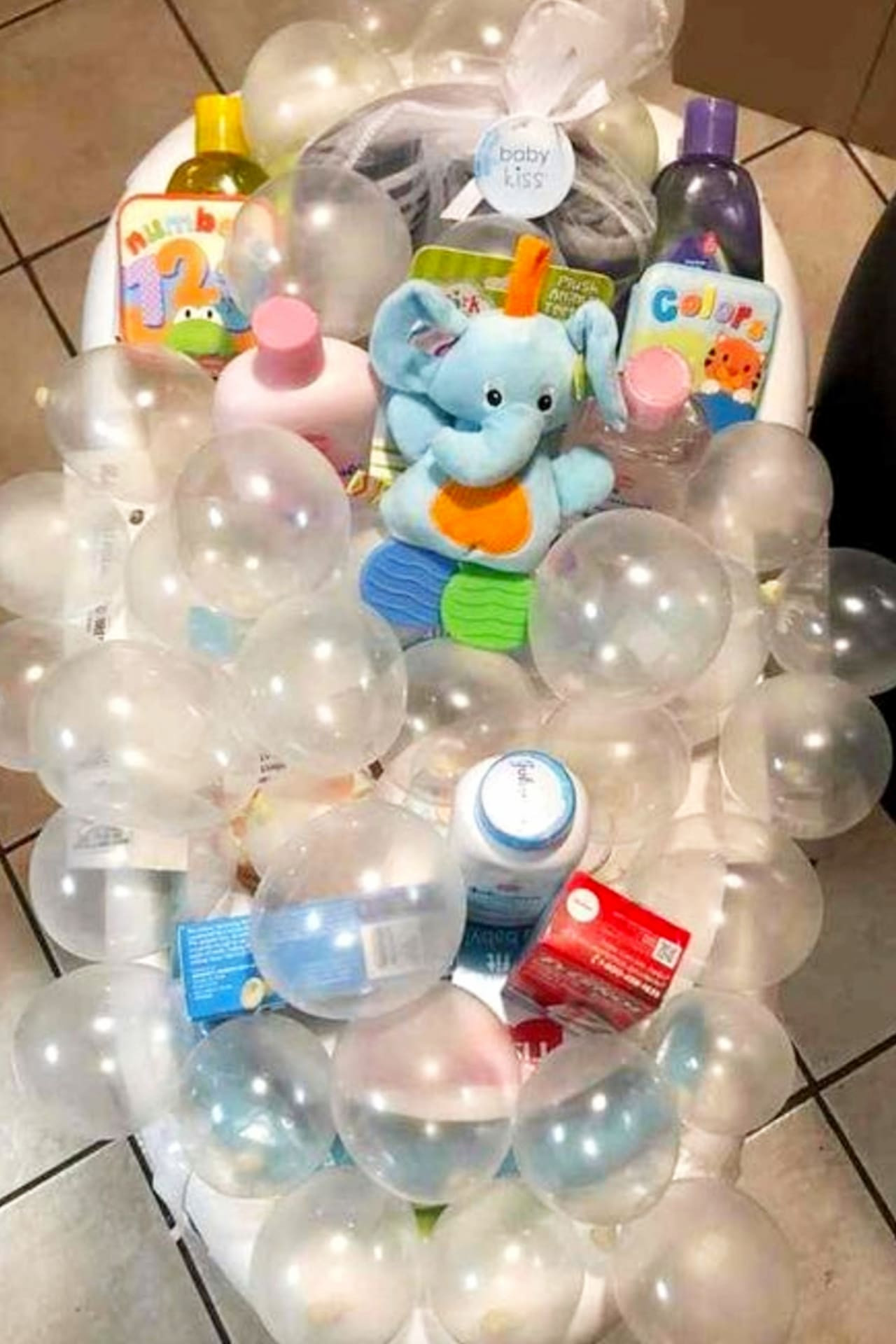 Baby Bath Gift Ideas
 28 Affordable & Cheap Baby Shower Gift Ideas For Those on