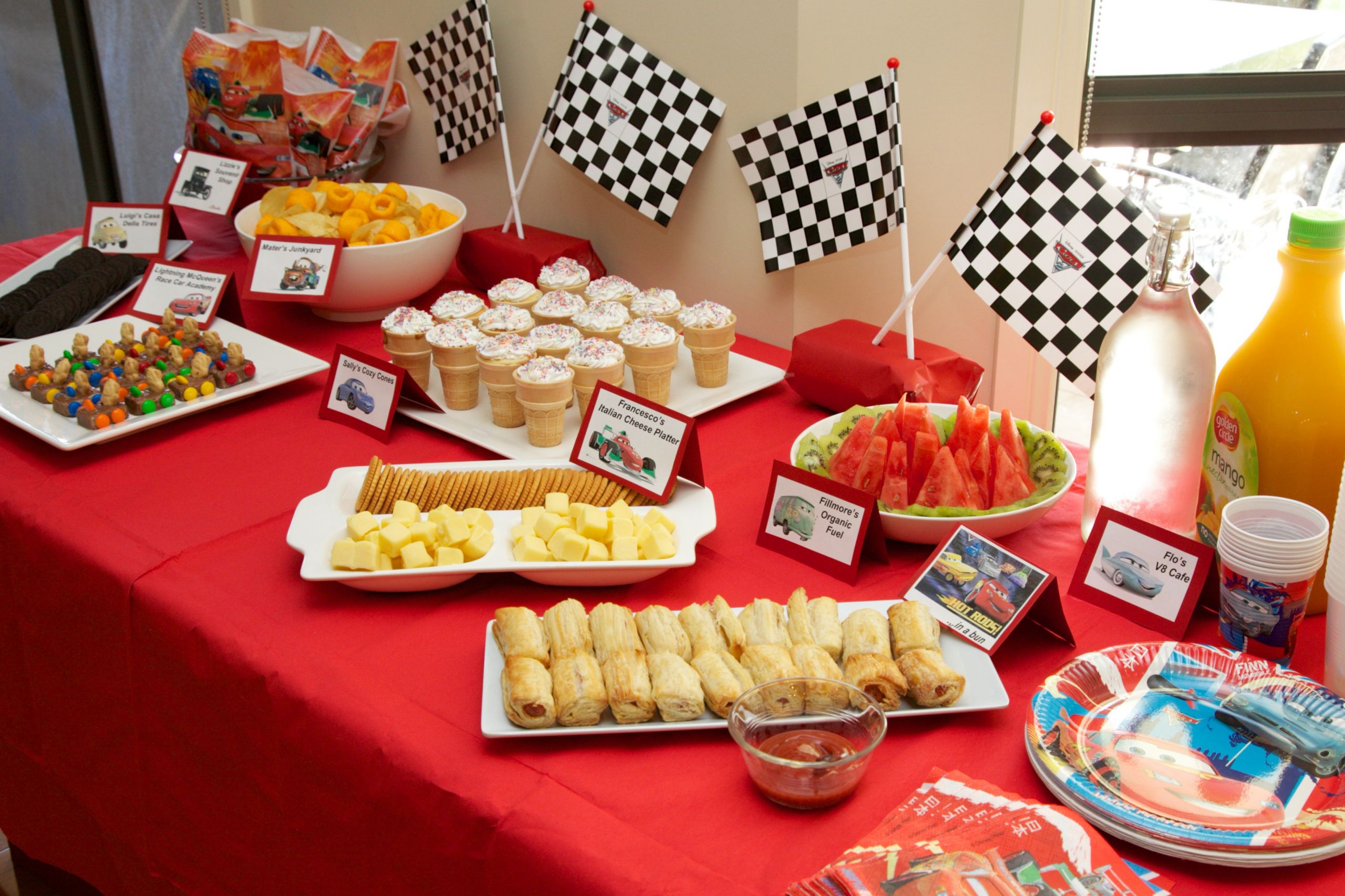 Baby Birthday Party Food Ideas
 How to throw a BIG kids birthday party on a small bud