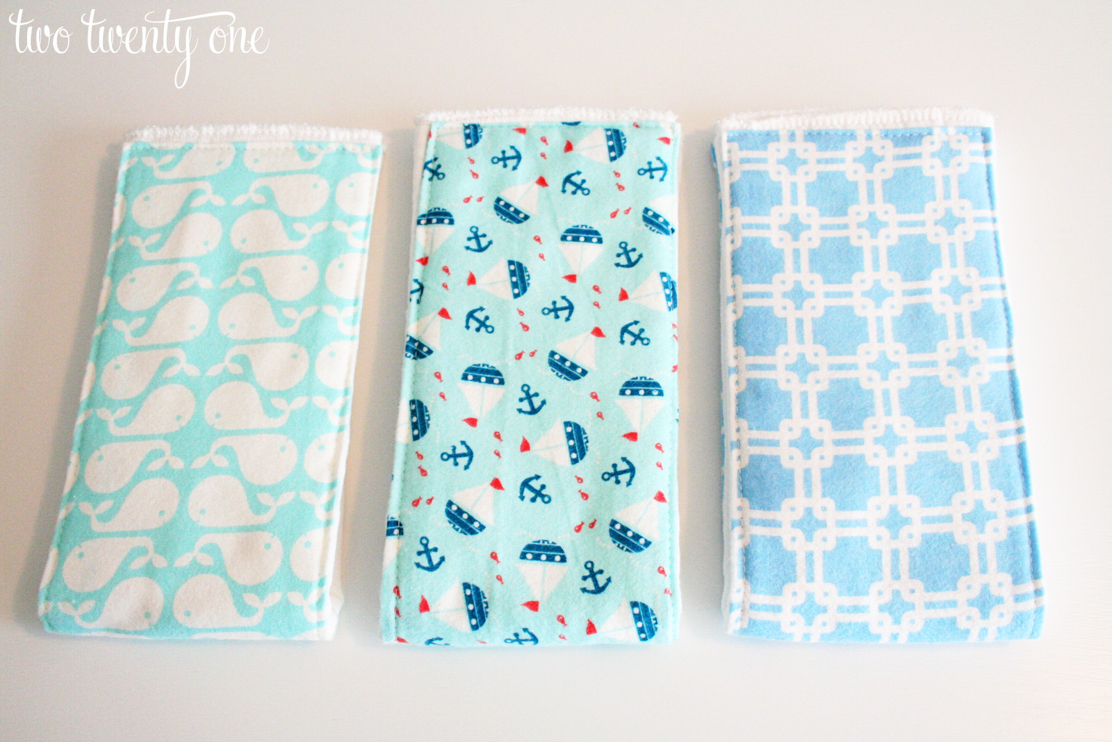 Baby Burp Cloths DIY
 DIY Baby esies and Burp Cloths