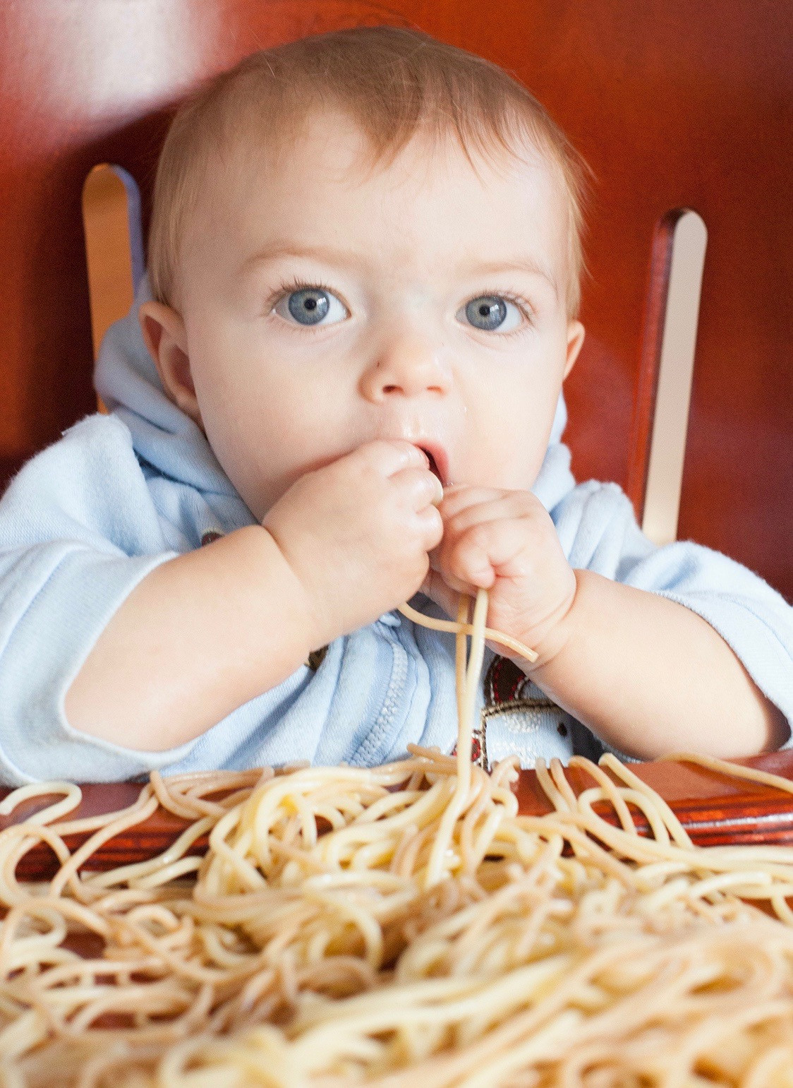 Baby Eating Spaghetti
 bambini