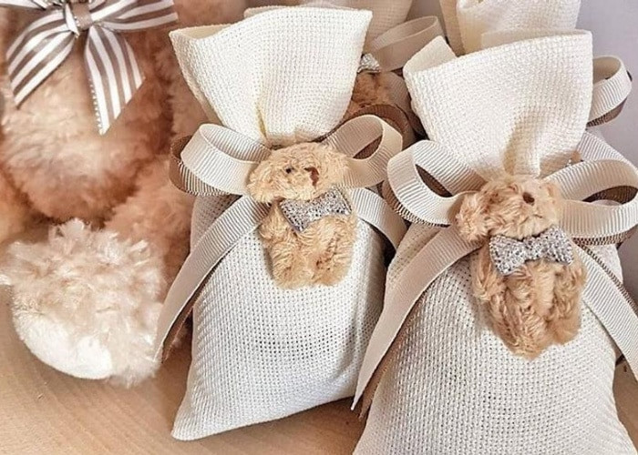 Baby Gift Wrapping Creative Ideas
 Creative Baby Shower Gift Wrapping Ideas