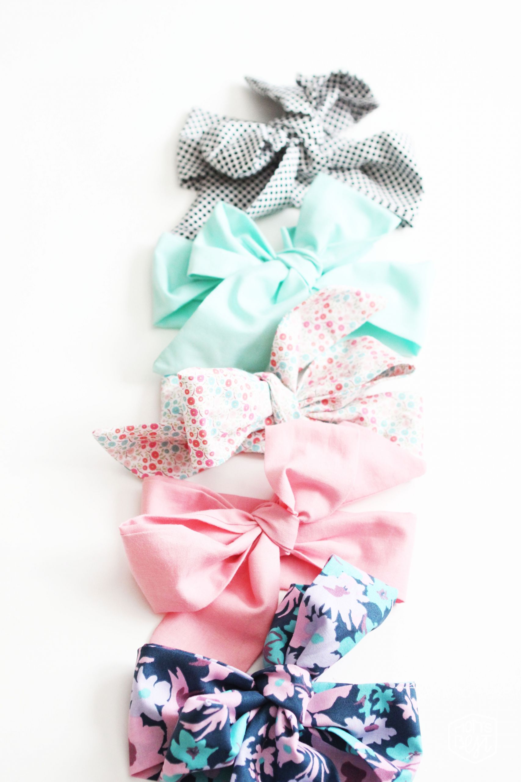 Baby Head Wraps DIY
 DIY baby bow head wraps – Destination Nursery