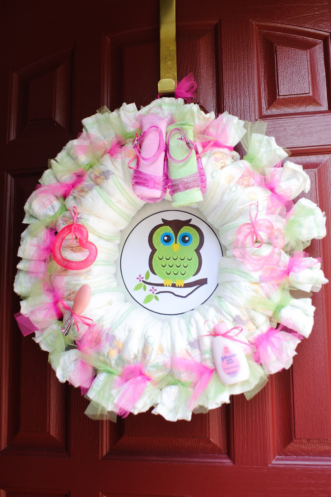 Baby Shower Decor Pinterest
 The Mandatory Mooch Baby Shower Diaper Wreath