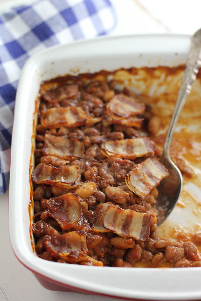 Backyard Barbecue Beans
 Backyard Barbecue Baked Beans with Bacon