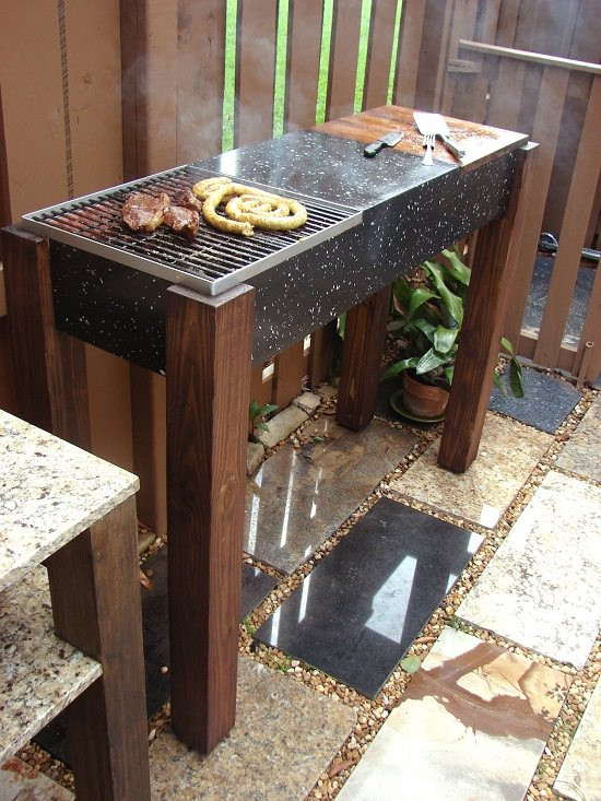 Backyard Barbecue Grill
 10 DIY BBQ Grill Ideas For Summer