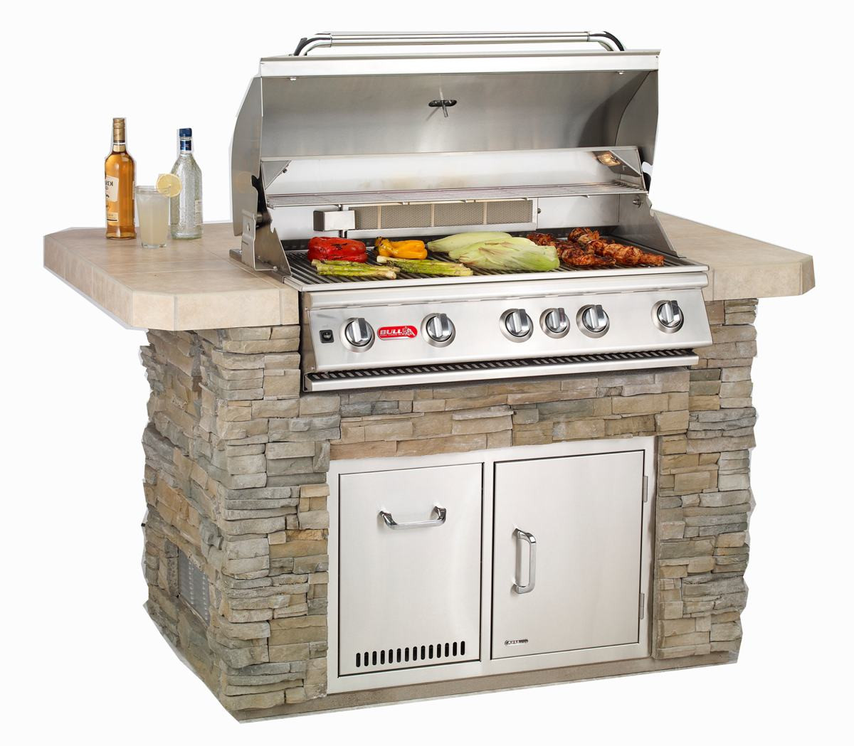 Backyard Built In Grill
 Amazon Bull Outdoor Products BBQ Brahma 90