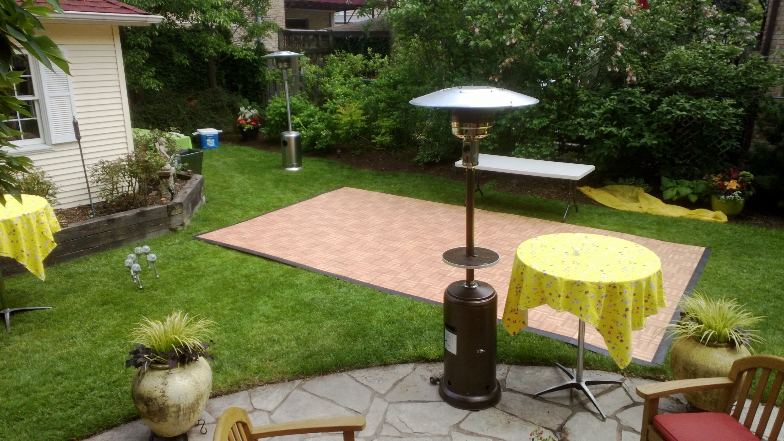 Backyard Dance Floor
 Chicagoland Dance Floor Rental