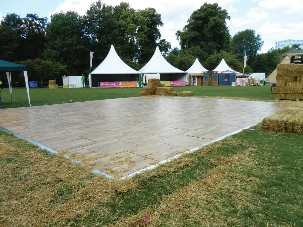 Backyard Dance Floor
 Portable dance floors for conference banquet and meeting