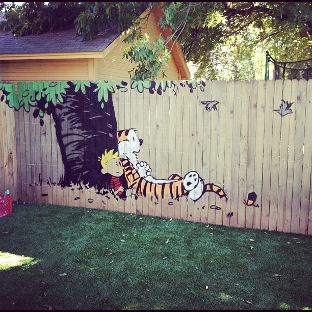 Backyard Fence Paint
 25 Ideas for Decorating your Garden Fence
