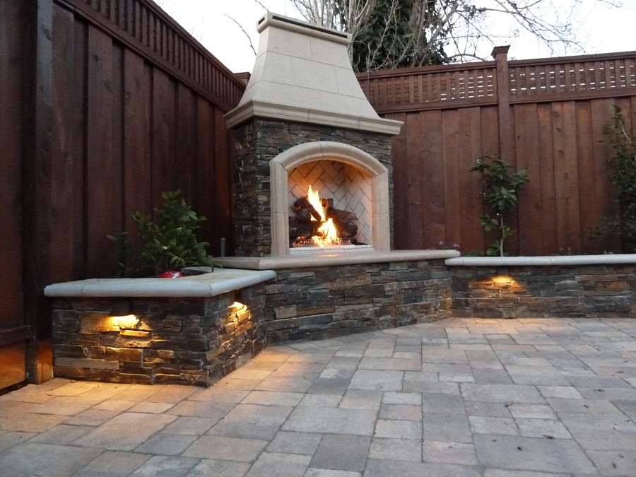 Backyard Fireplace Ideas
 Outdoor Fireplace Designs for Everyone