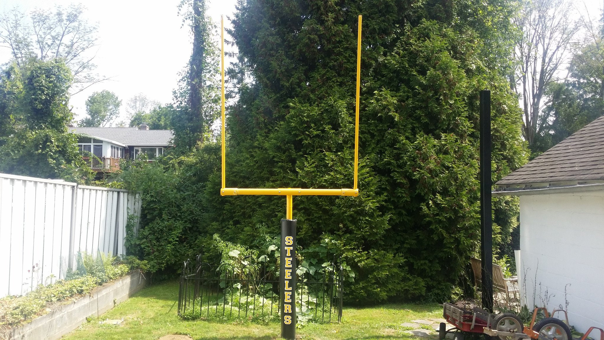 Backyard Football Goal Post
 Backyard Football Goalpoast – Home Court Hoops