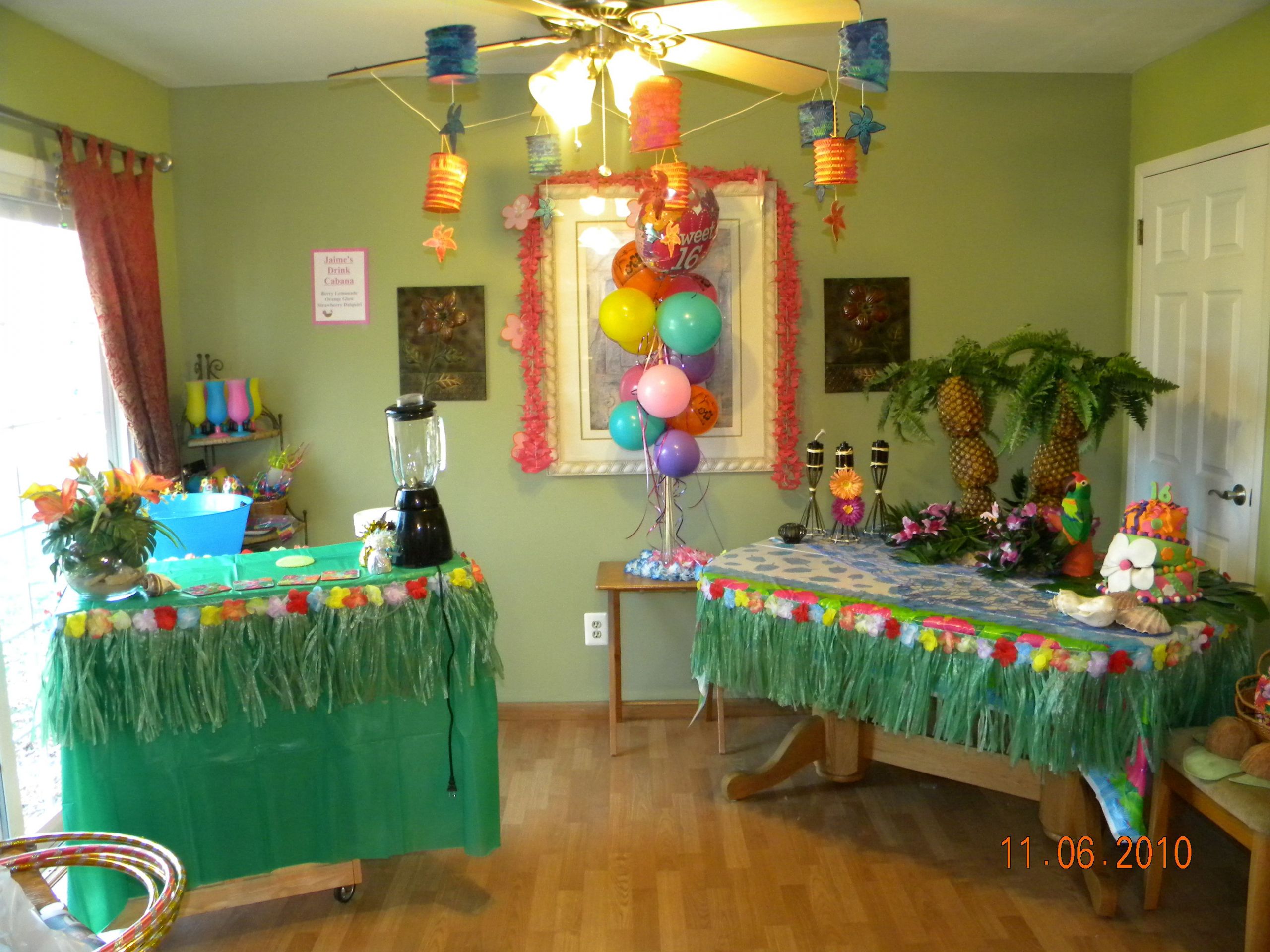 Backyard Hawaiian Luau Party Ideas
 For my daughters Sweet sixteen party was a Hawaiian Party