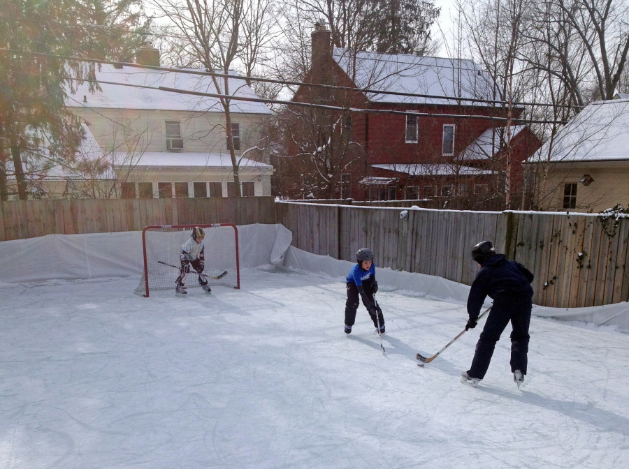 Backyard Hockey Rink Kits
 Backyard hockey rinks from simple to elaborate