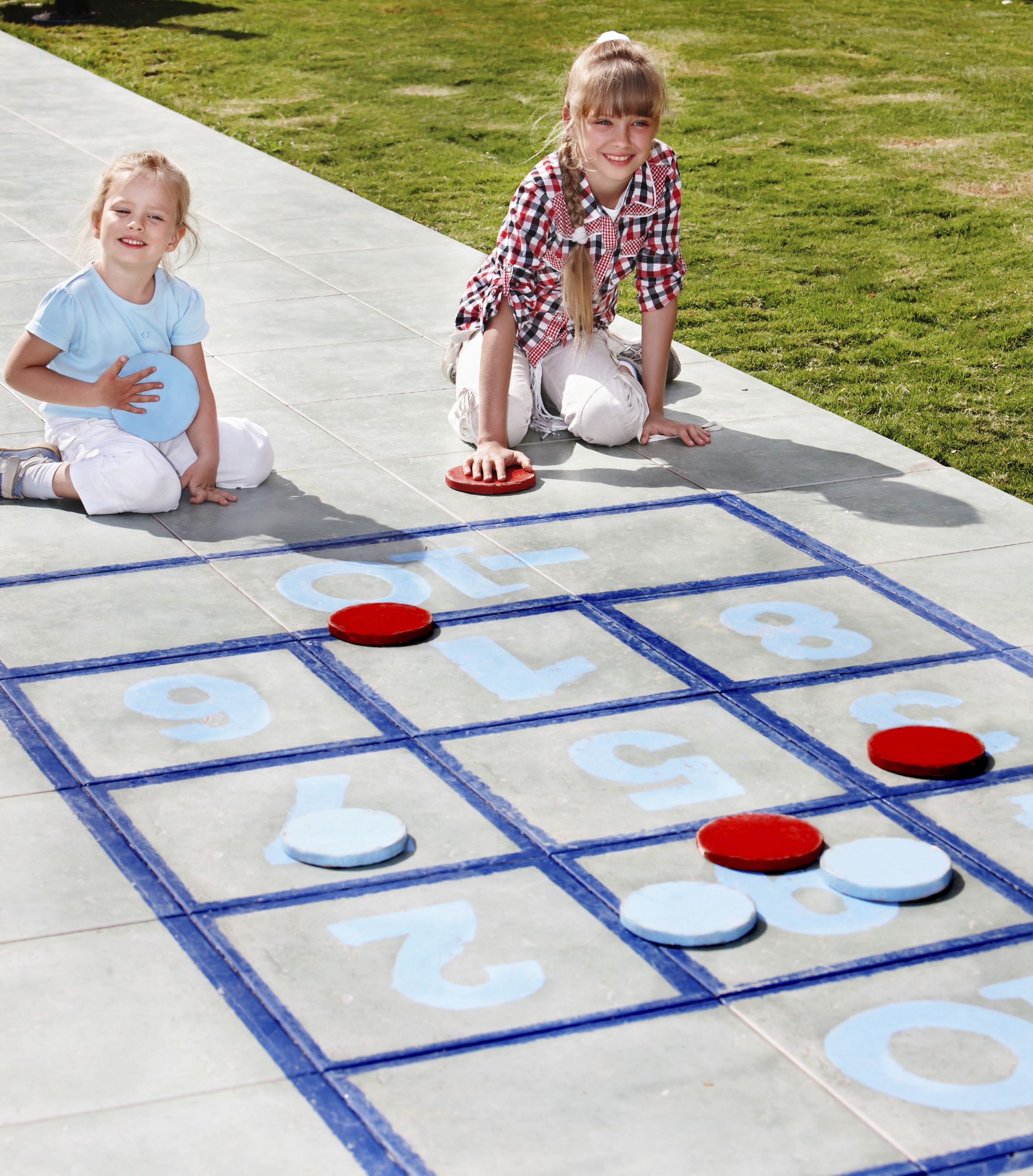Backyard Kids Game
 8 Great Resources for Learning Based Play Ideas tipsaholic