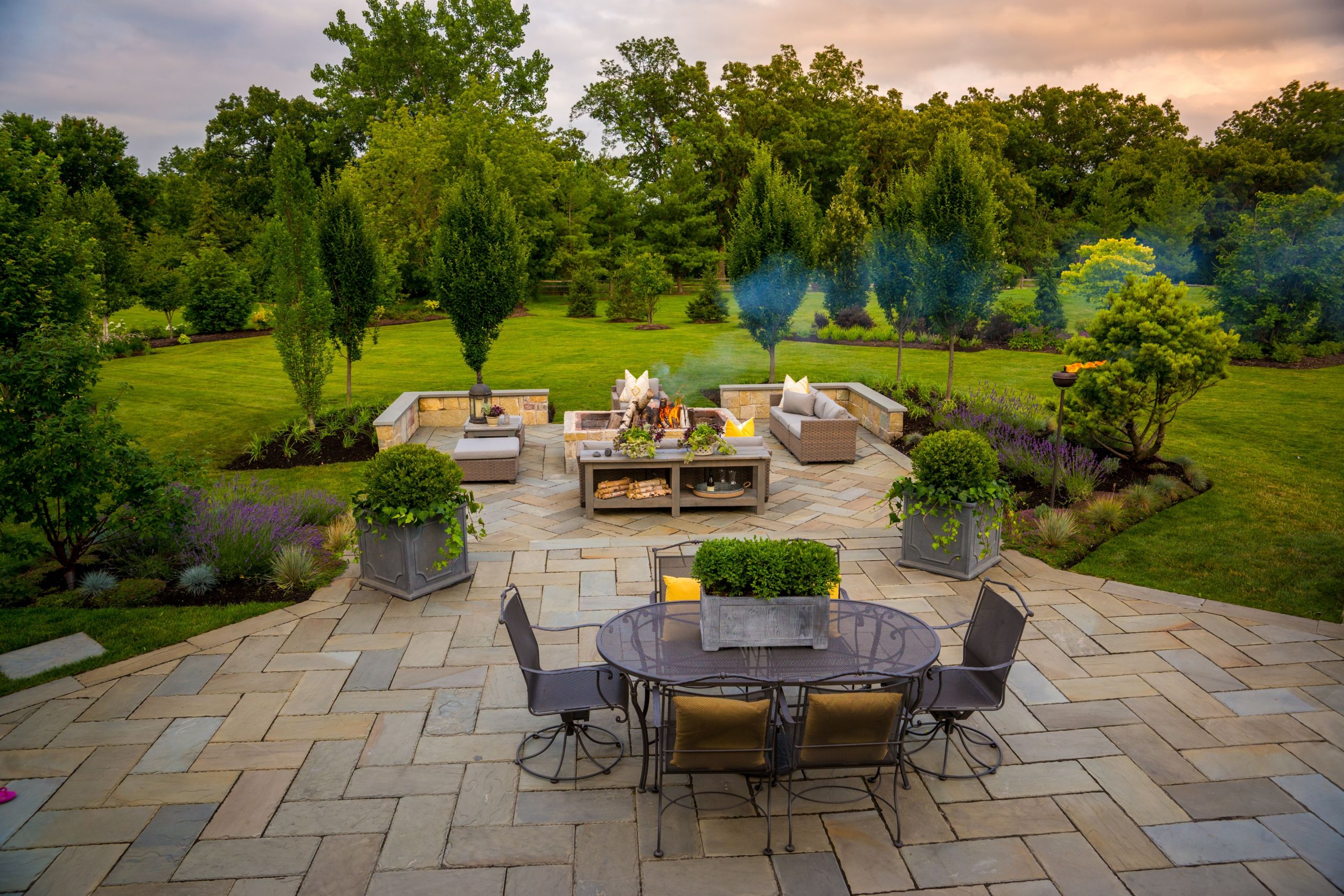 Backyard Landscape Photo
 A Backyard Landscape Design for Outdoor Entertaining