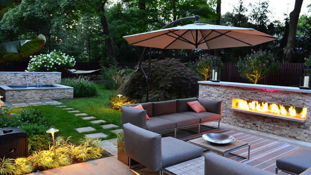 Backyard Landscape Photo
 15 Backyard Landscaping Ideas