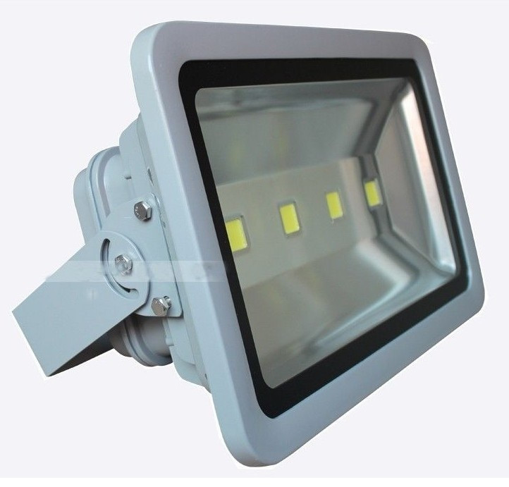 Backyard Led Flood Lights
 Brightest 4 LED 200W Watt LED Indoor Outdoor Waterproof