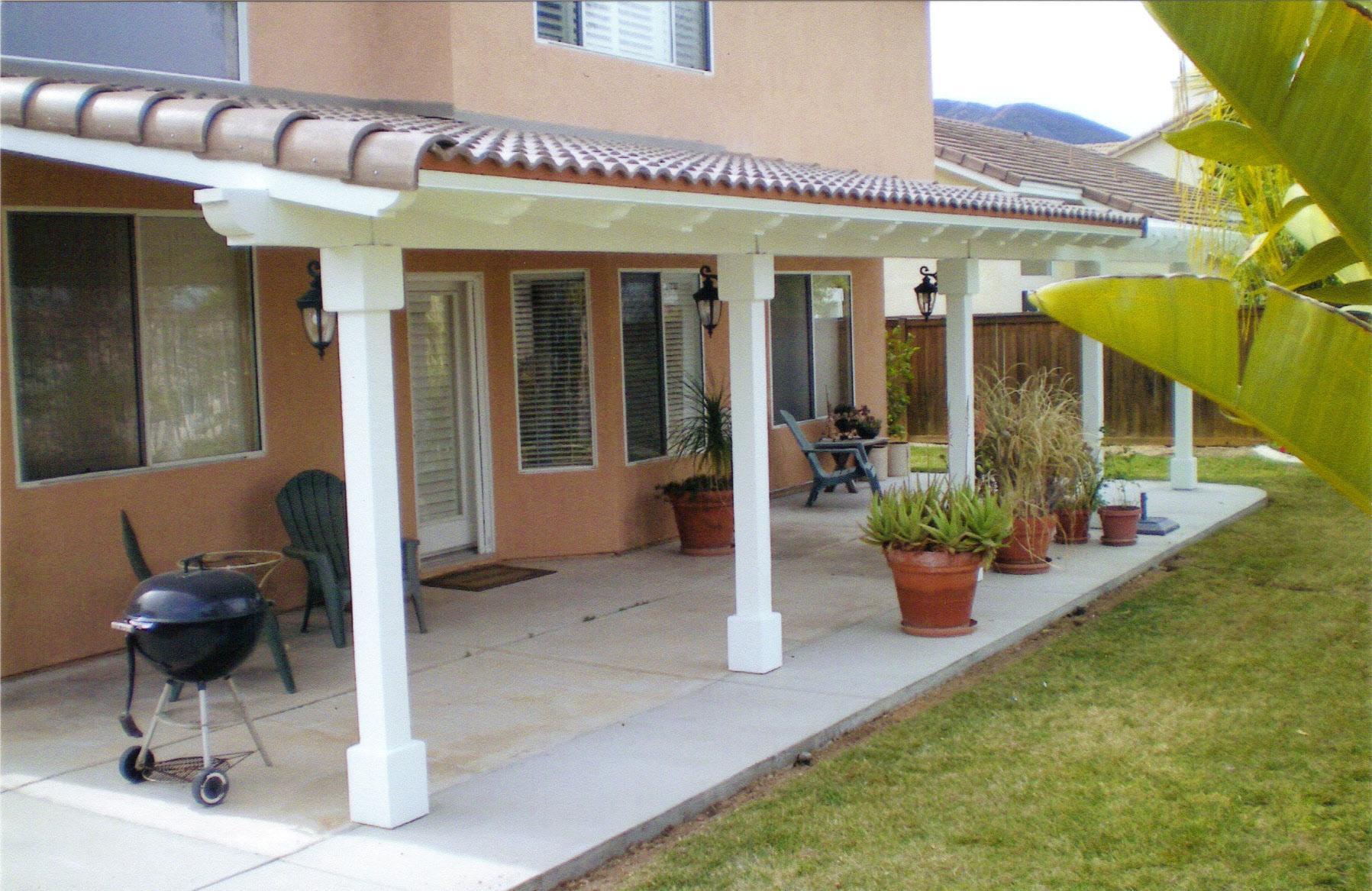 Backyard Patio Roof
 Backyard Patio Covers From Usefulness To Style – HomesFeed