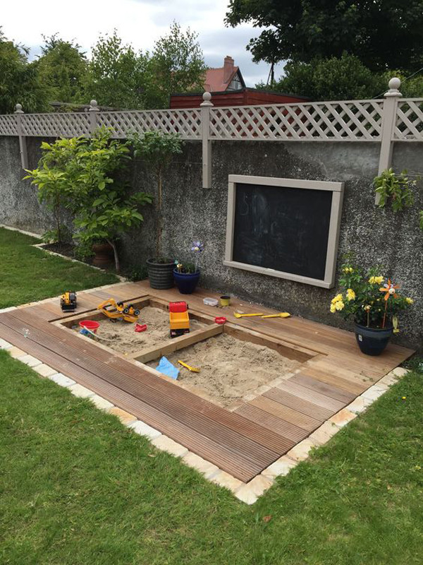 Backyard Play Area
 23 Awesome Kids Garden Ideas With Outdoor Play Areas