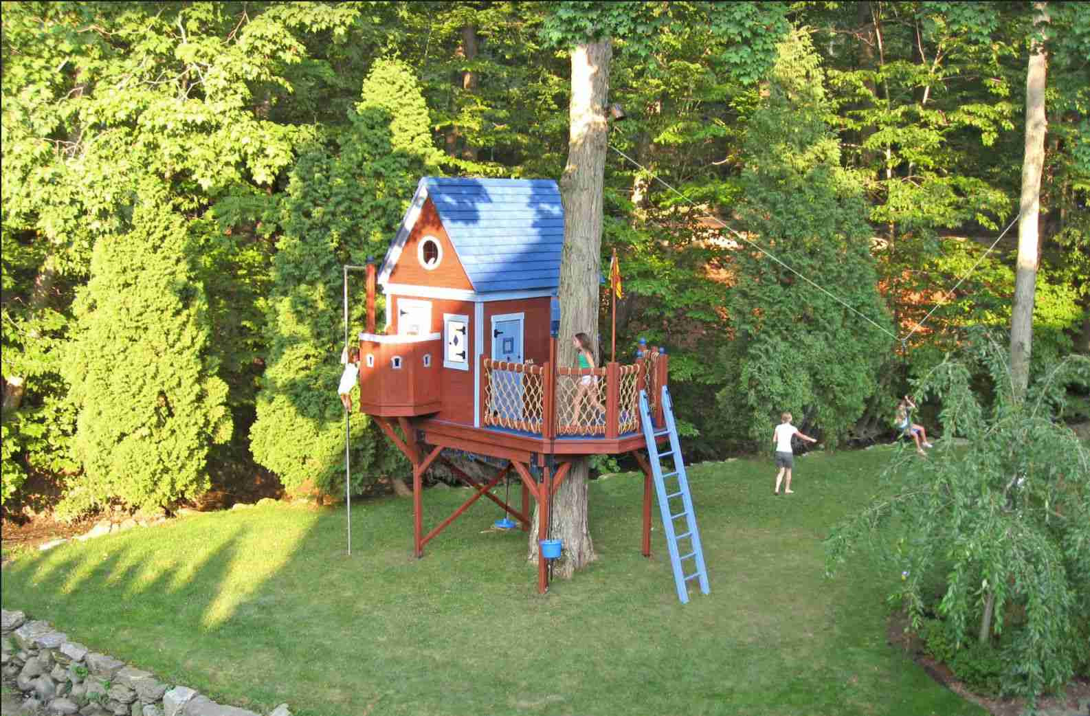 Backyard Play House Plans
 16 Free Backyard Playhouse Plans for Kids