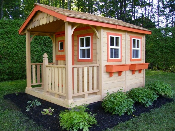 Backyard Play House Plans
 DIY Designs Kids Pallet Playhouse Plans