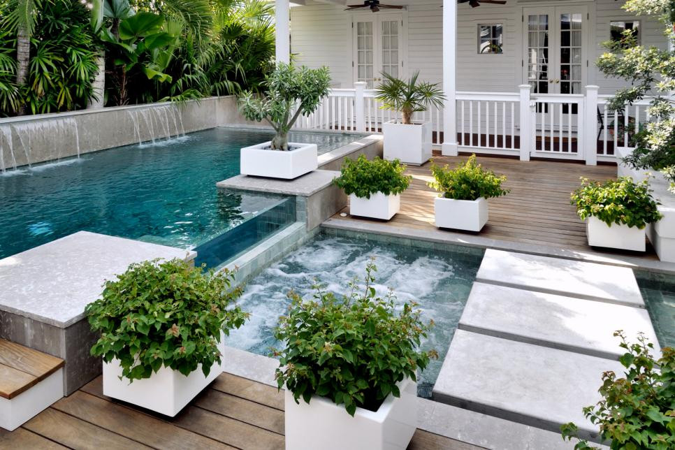 Backyard Pool Landscaping Ideas
 30 Amazing Pool Landscaping Ideas For Your Home
