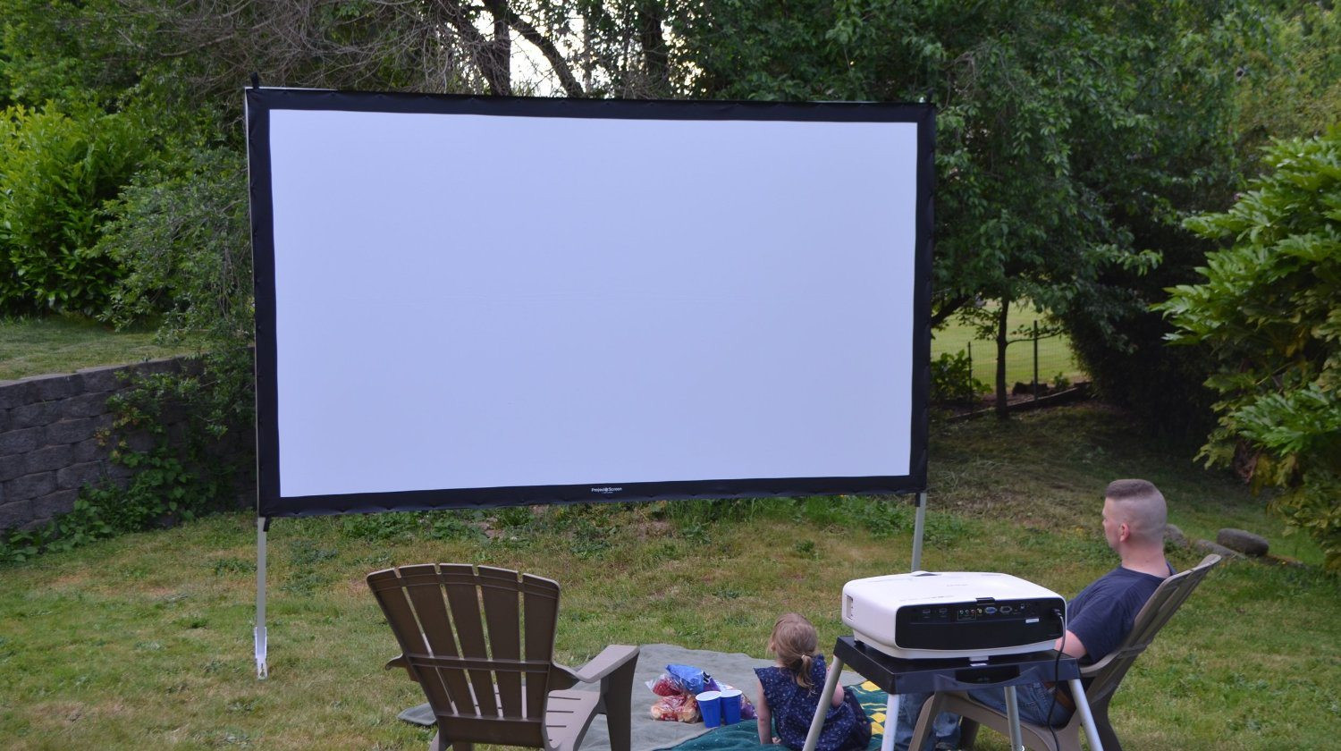 Backyard Projector Screens
 Best Outdoor Projector Screen 2019 Reviews and Buyers Guide