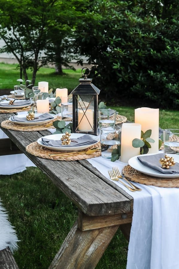 Backyard Table Ideas
 Lovely Outdoor Table Decor for a Dinner Al Fresco Joyful