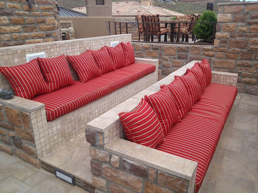 Backyard Theater Systems
 How to Create an Entertaining Outdoor Movie Night