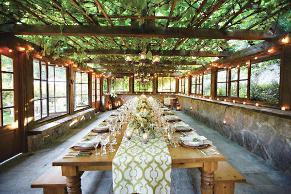 Backyard Wedding Venues
 12 Outstanding Outdoor Wedding Venues