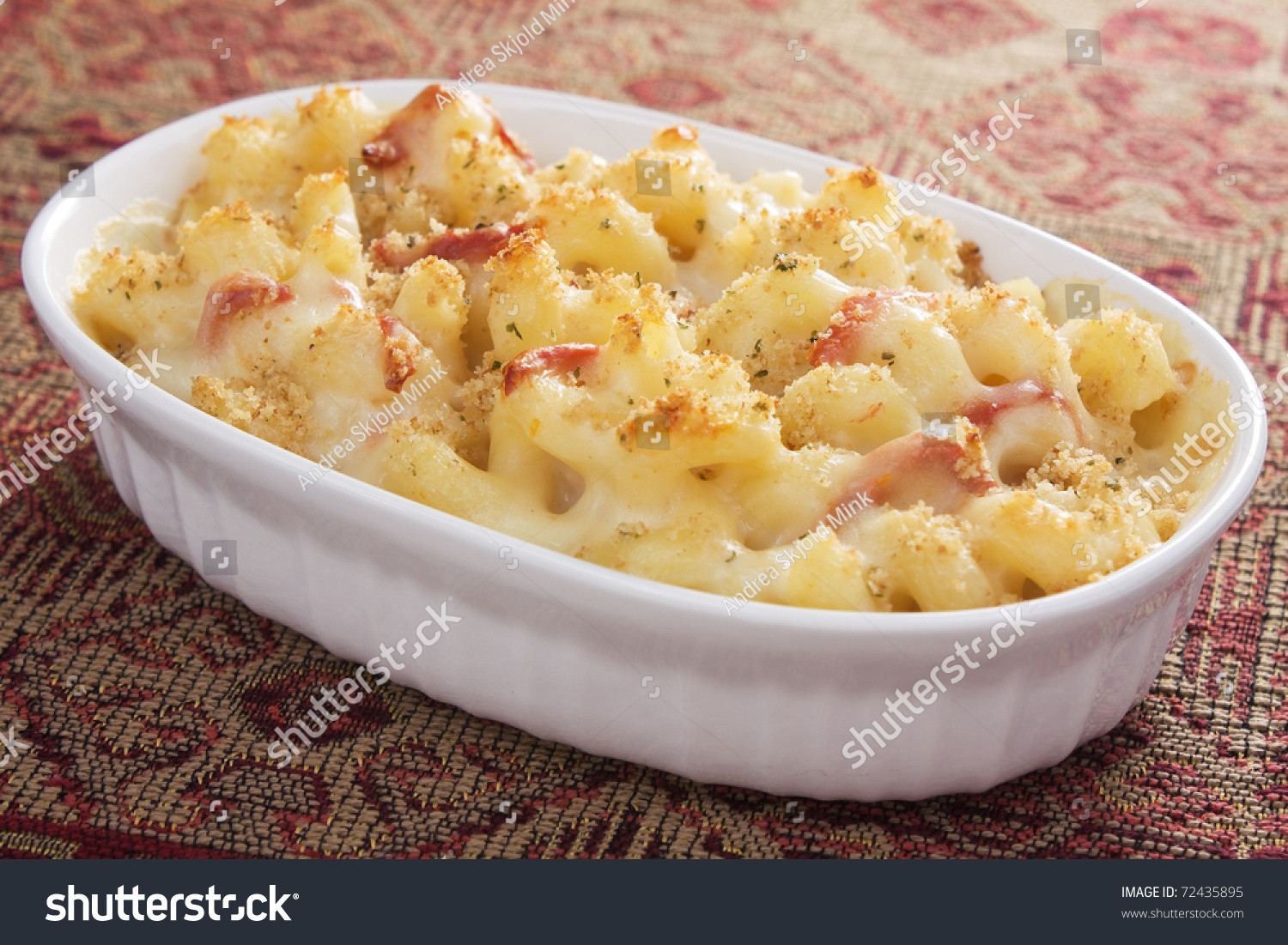 Baked Macaroni And Cheese With Tomatoes And Breadcrumbs
 Creamy Baked Macaroni And Cheese With Sun Dried Tomatoes